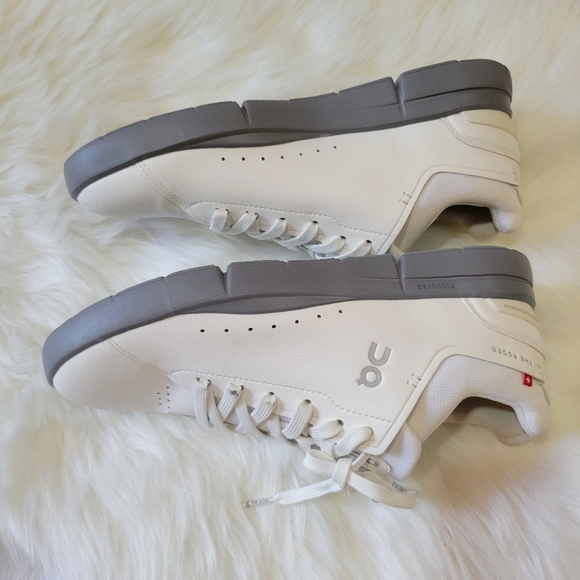 On Cloudtec Running Men's White and Gray Sneakers - Picture 15 of 16